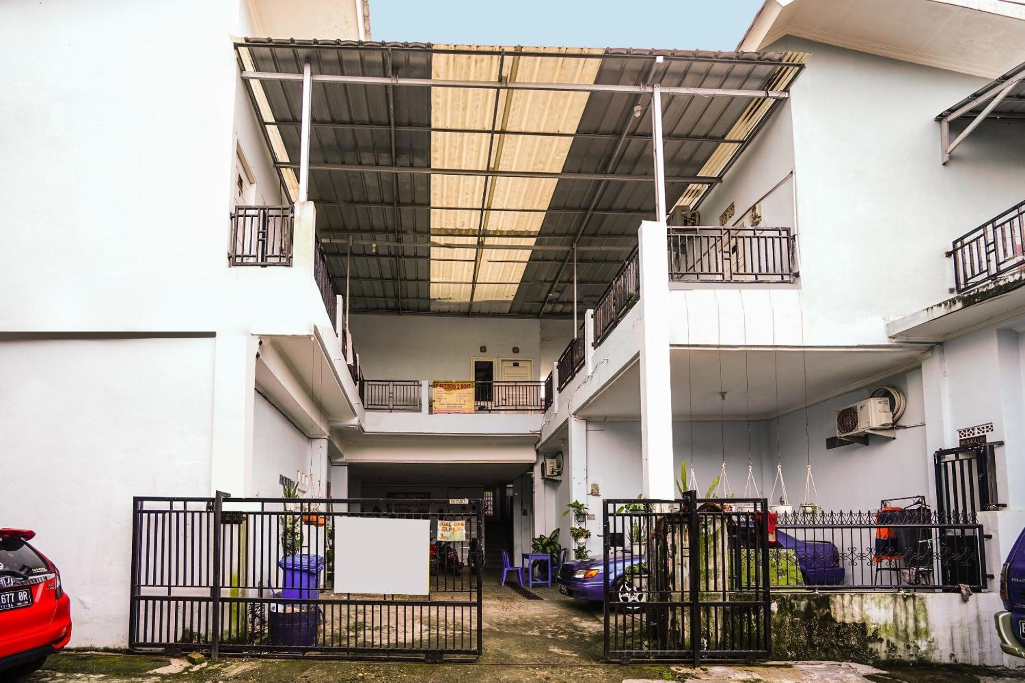 Oyo Life 92046 Garuda Residence Palembang Exterior foto